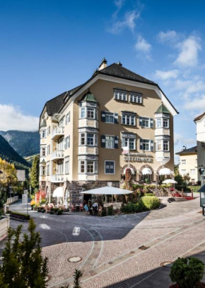Отель Classic Hotel Am Stetteneck  Ортизеи